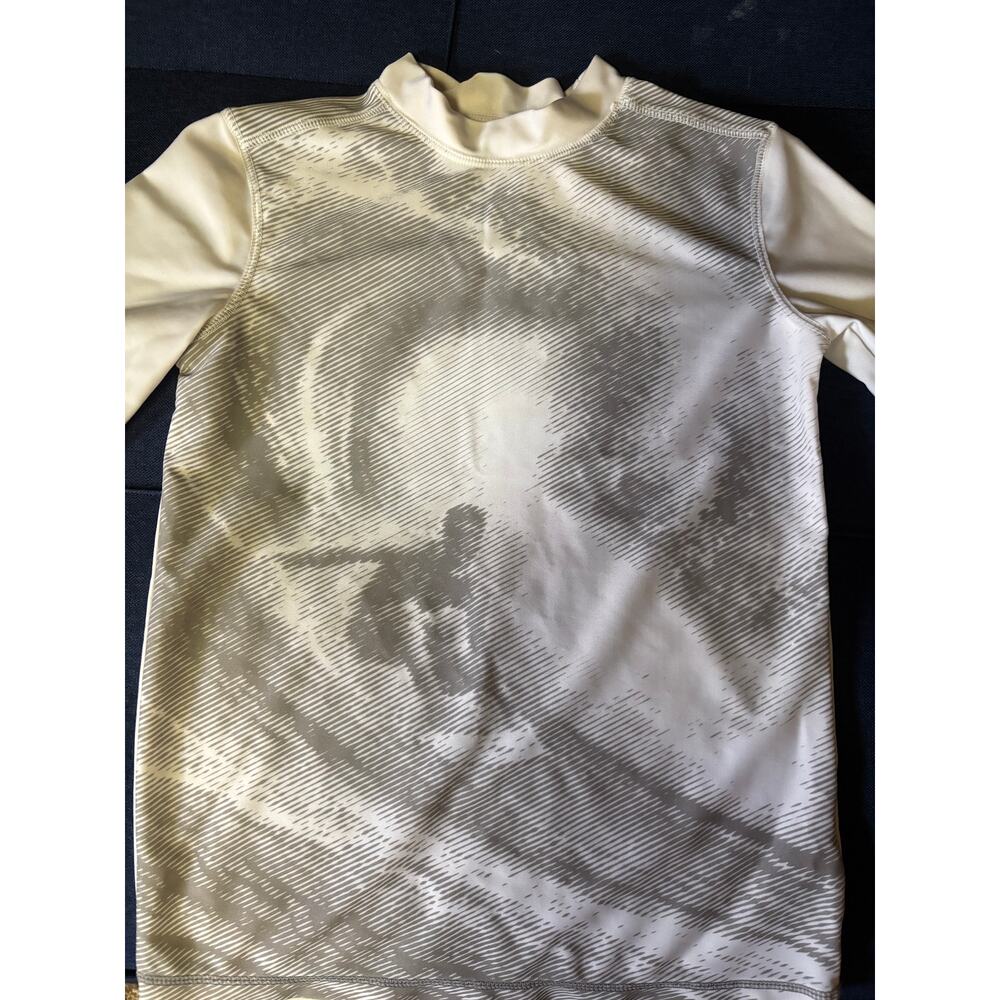 Boys Old Navy Short Sleeve Rashguard Size M (8)